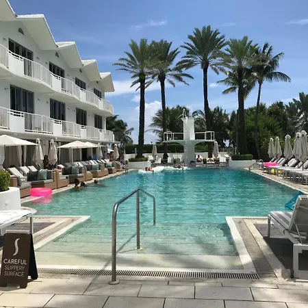 2 2 Townhouse At The Famous Shelbourne Hotel Directly On The Sand South Beach